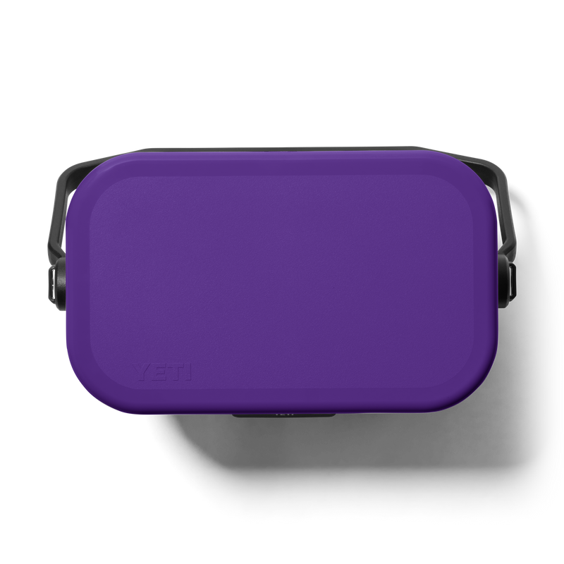 Roadie® 8 Hard Cooler Pace Purple/Blue
