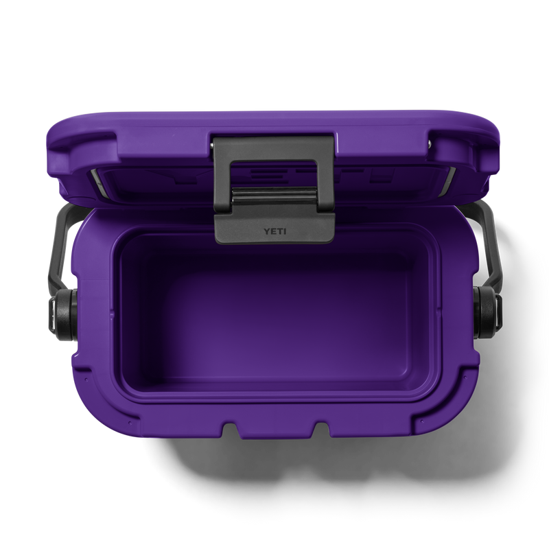 Roadie® 8 Hard Cooler Pace Purple/Blue