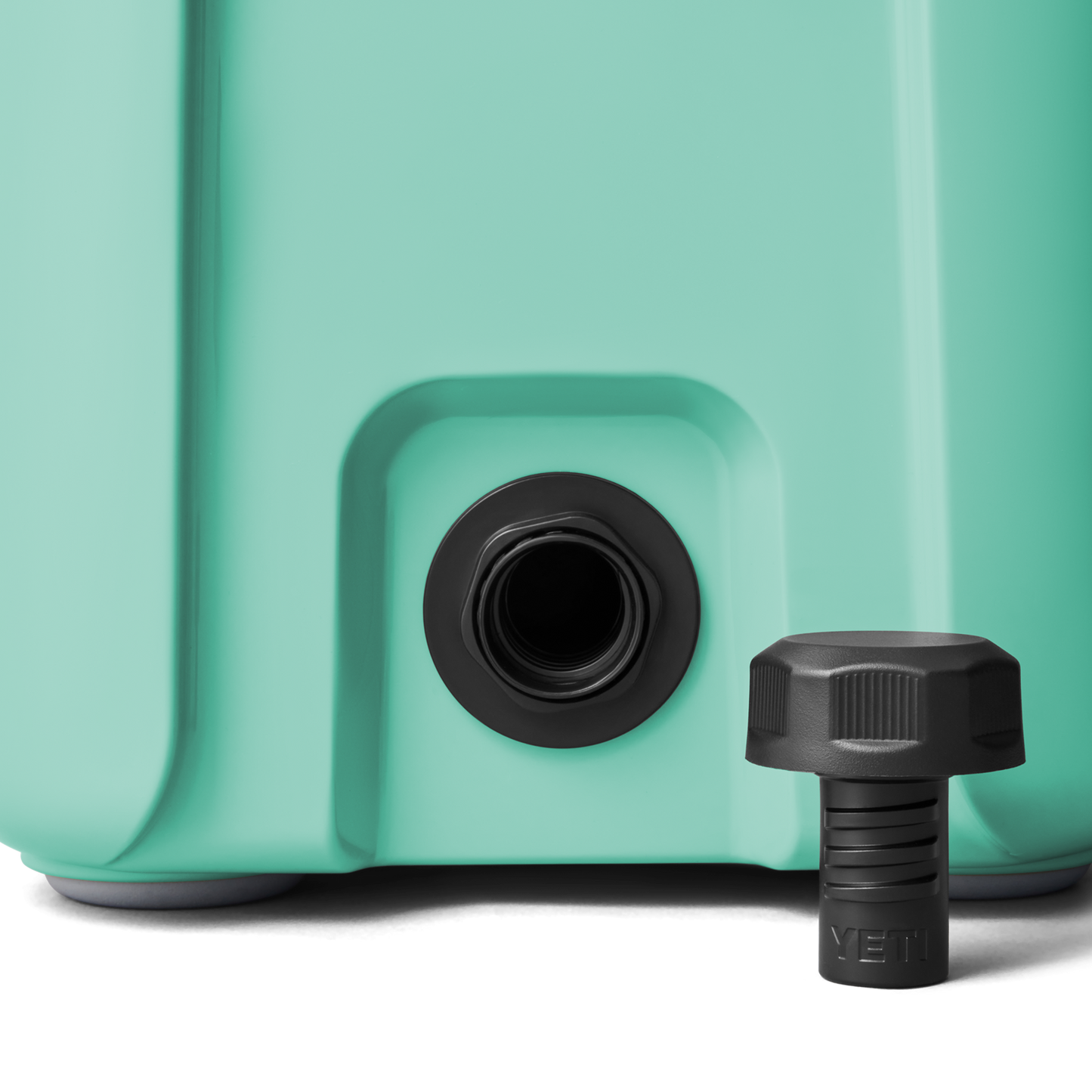 Roadie® 15 Hard Cooler Seafoam