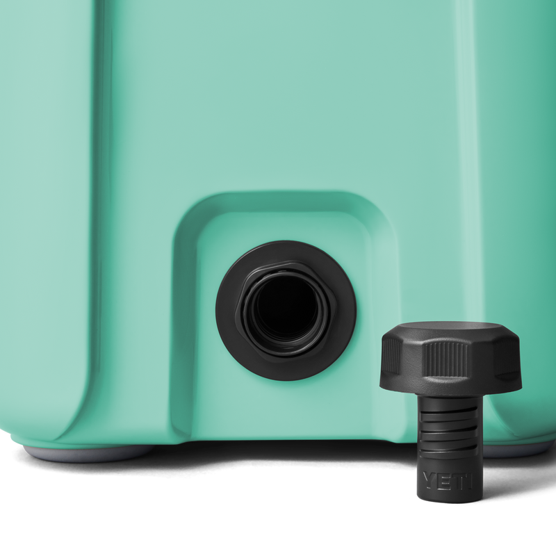 Roadie® 15 Hard Cooler Seafoam