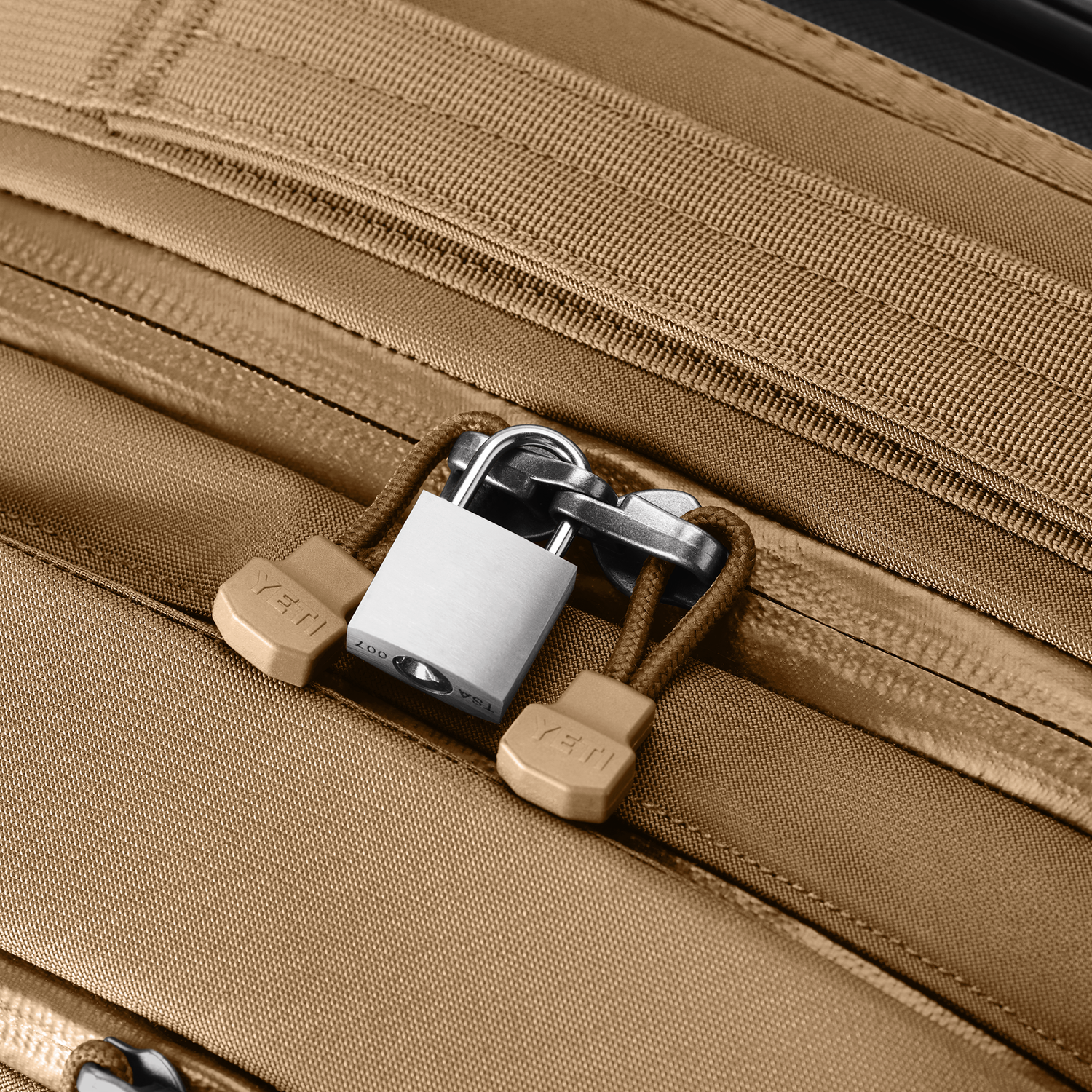 Crossroads® 35L/22" Wheeled Luggage Alpine Brown