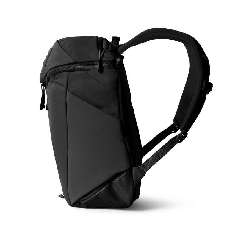 Ranchero™ 18L Backpack Black