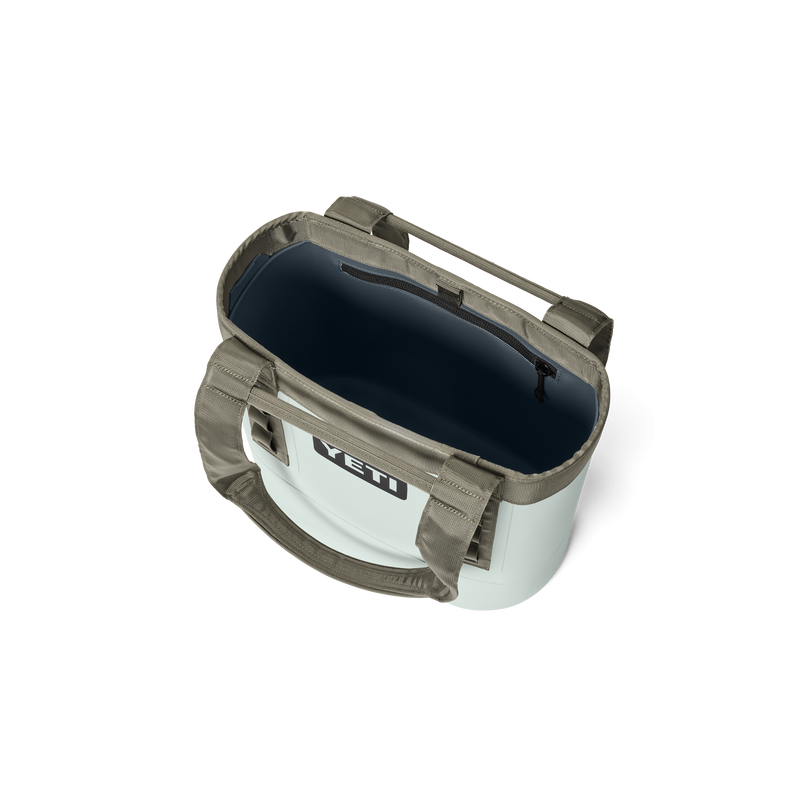 YETI Camino® 20 Carryall Ridgeline