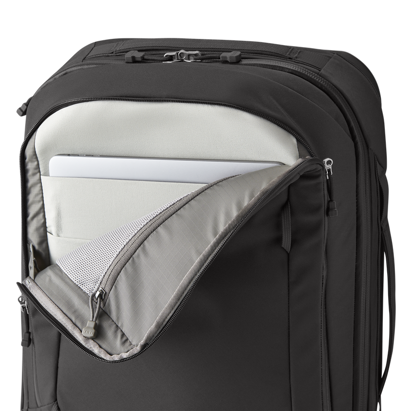 Crossroads® 35L/22" Wheeled Luggage Black