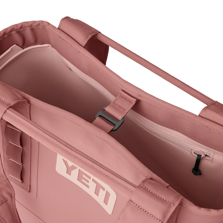 YETI Camino® 20 Carryall Sandstone Pink