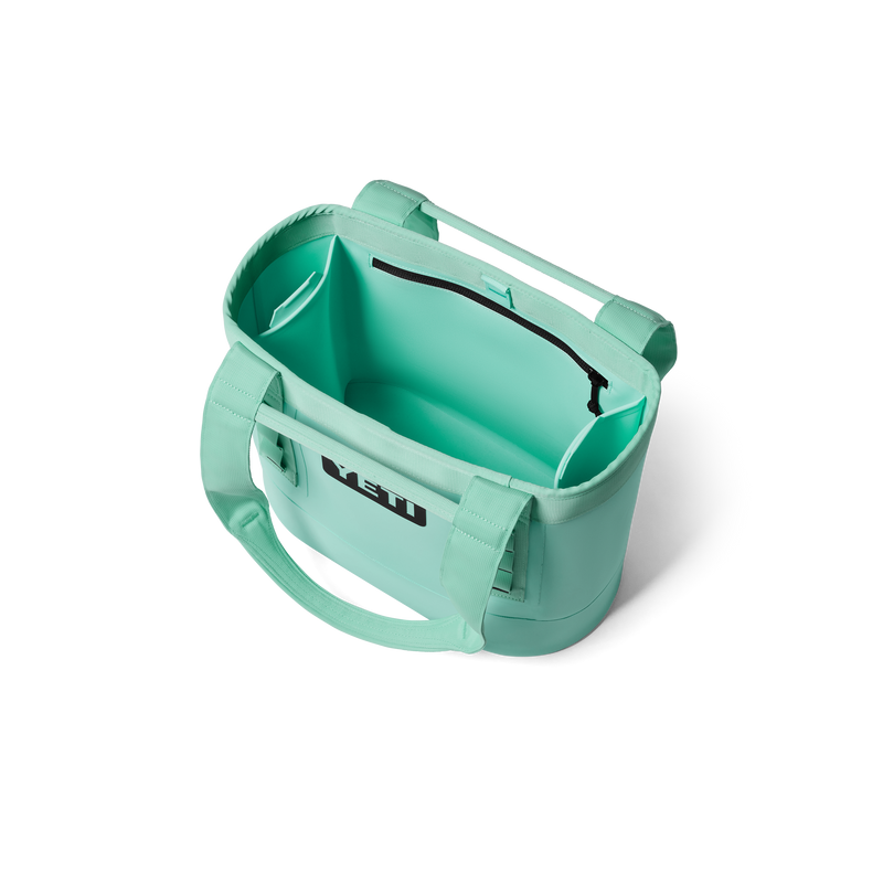 YETI Camino® 20 Carryall Seafoam