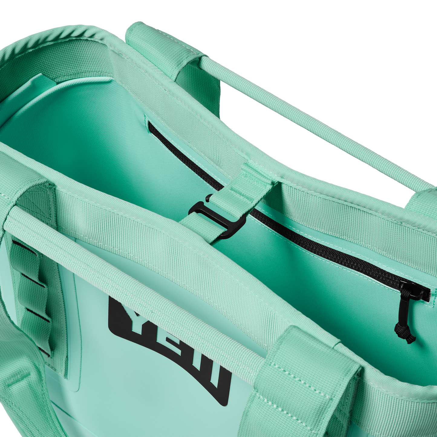 YETI Camino® 20 Carryall Seafoam