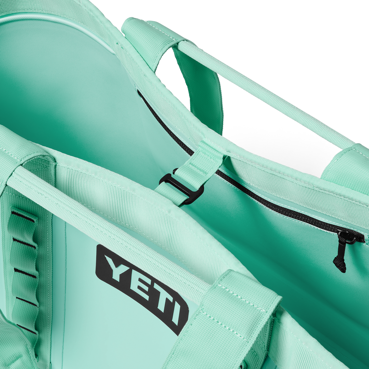 YETI Camino® 50 Carryall Seafoam