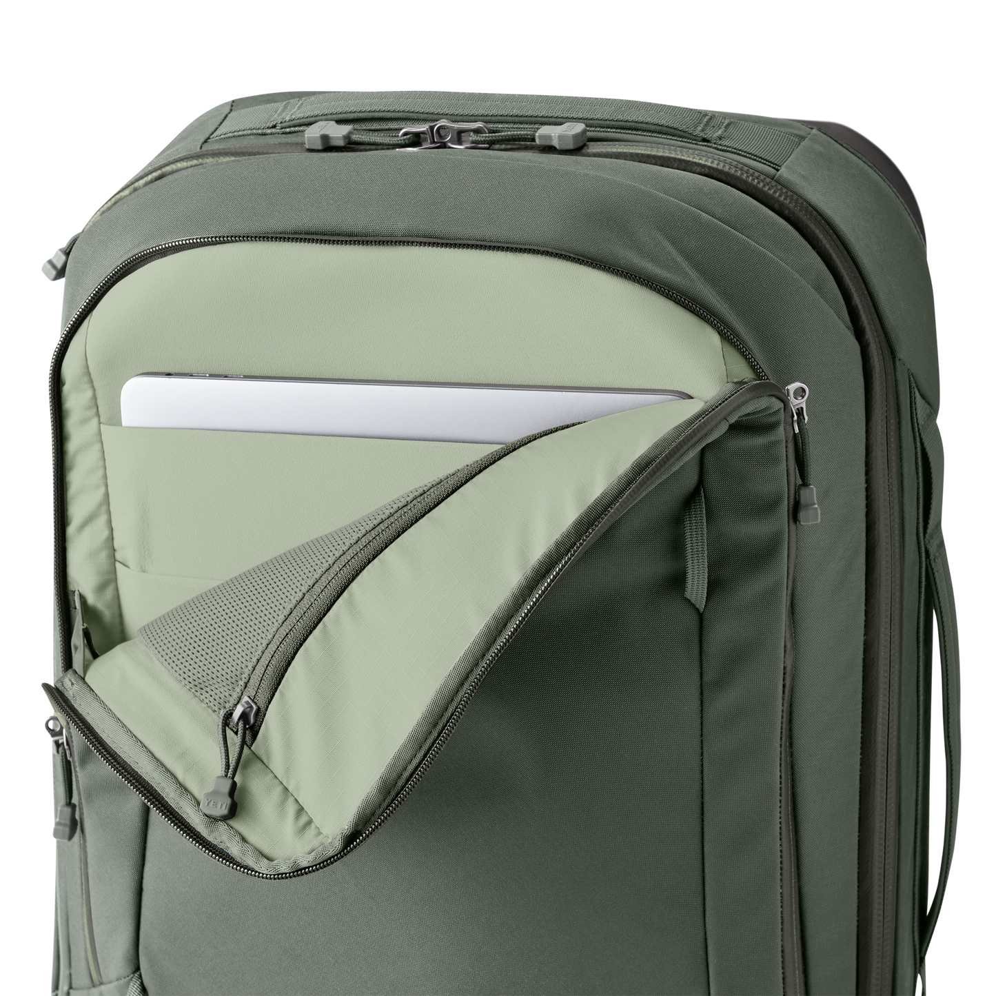 Crossroads® 35L/22" Wheeled Luggage Camp Green