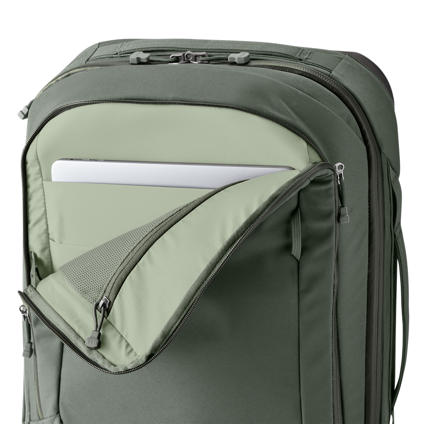 Crossroads® 35L/22" Wheeled Luggage Camp Green