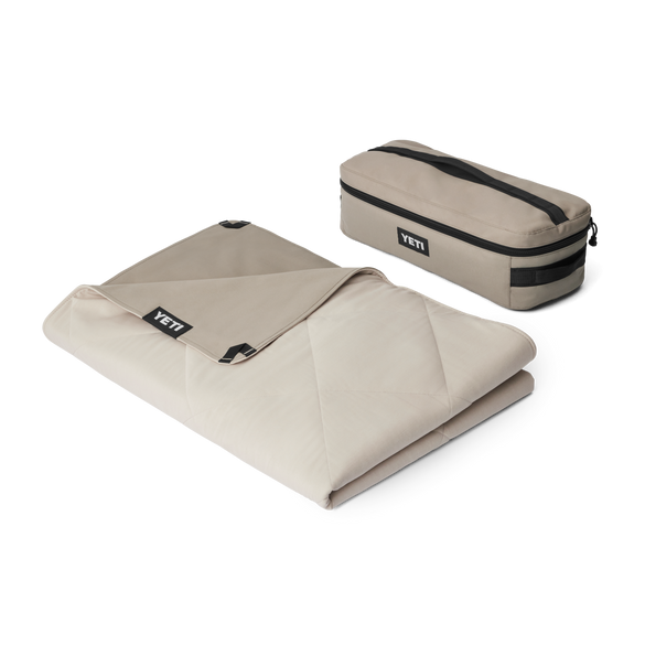YETI Lowlands® Blanket Cape Taupe