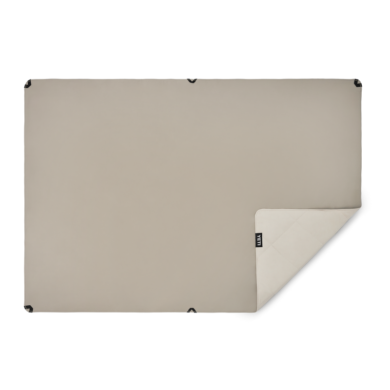 YETI Lowlands® Blanket Cape Taupe