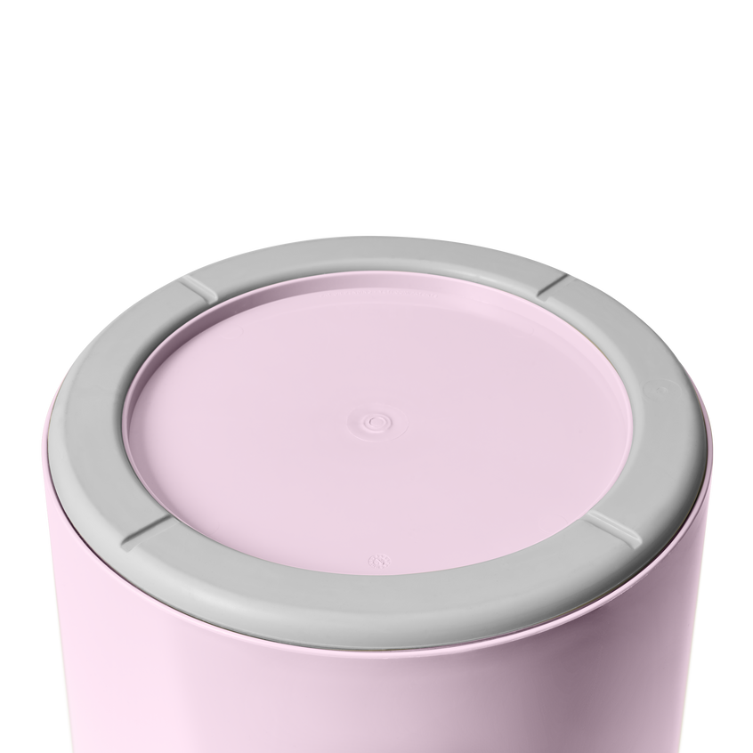 YETI LoadOut® 5-Gallon Bucket Cherry Blossom