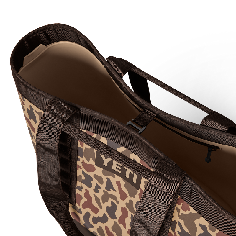 YETI Camino® 50 Carryall Wetlands Camo