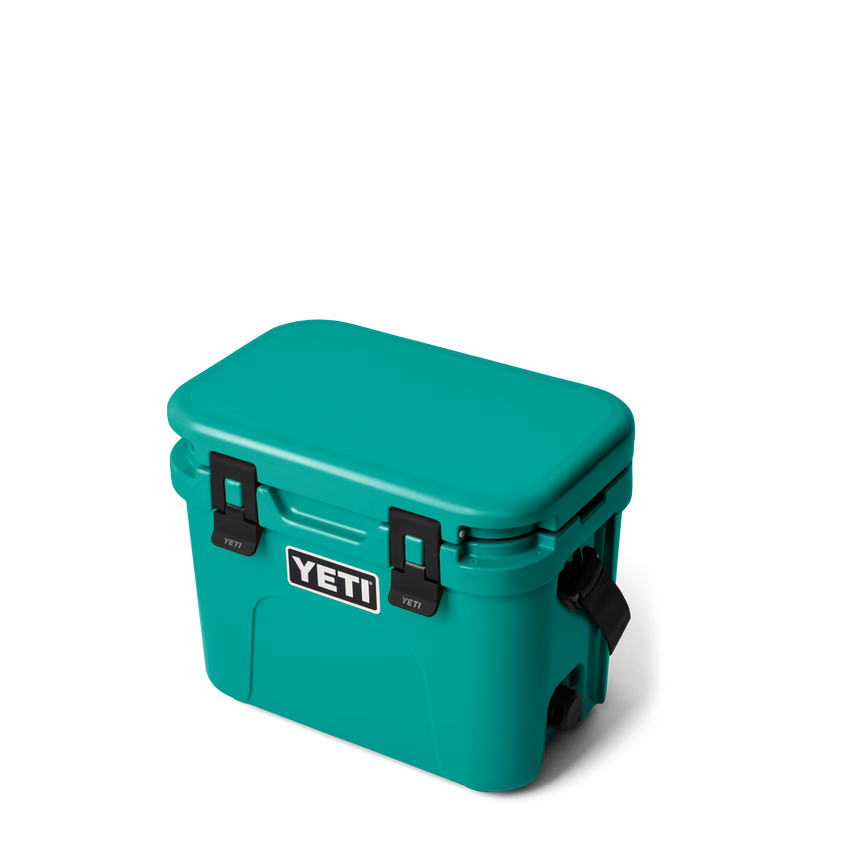 YETI Roadie® 15 Hard Cooler Aquifer Blue