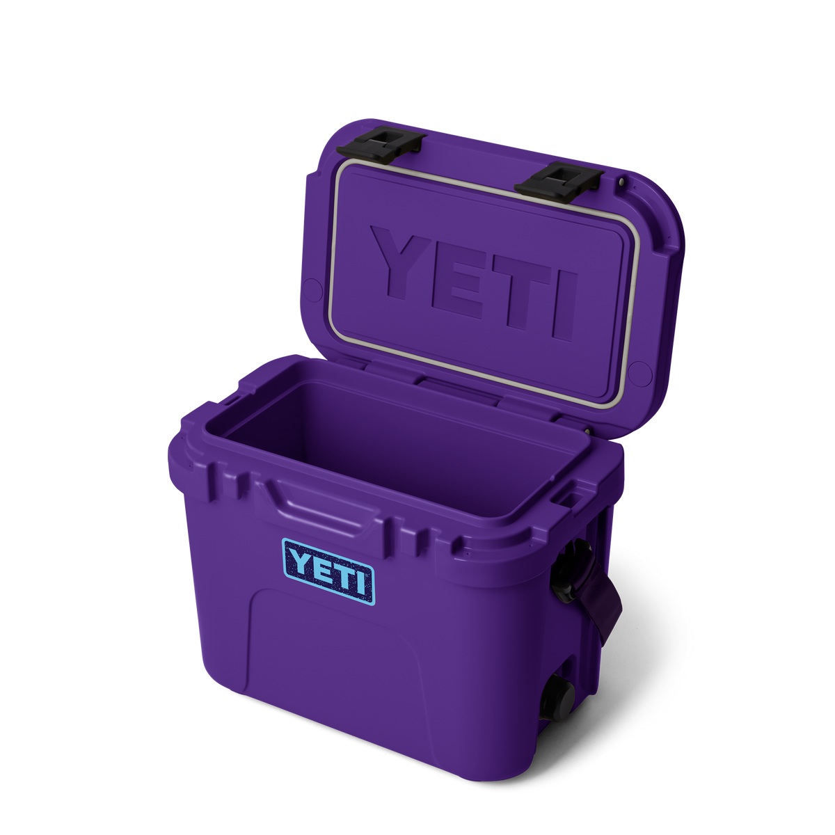 Roadie® 15 Hard Cooler Pace Purple/Blue