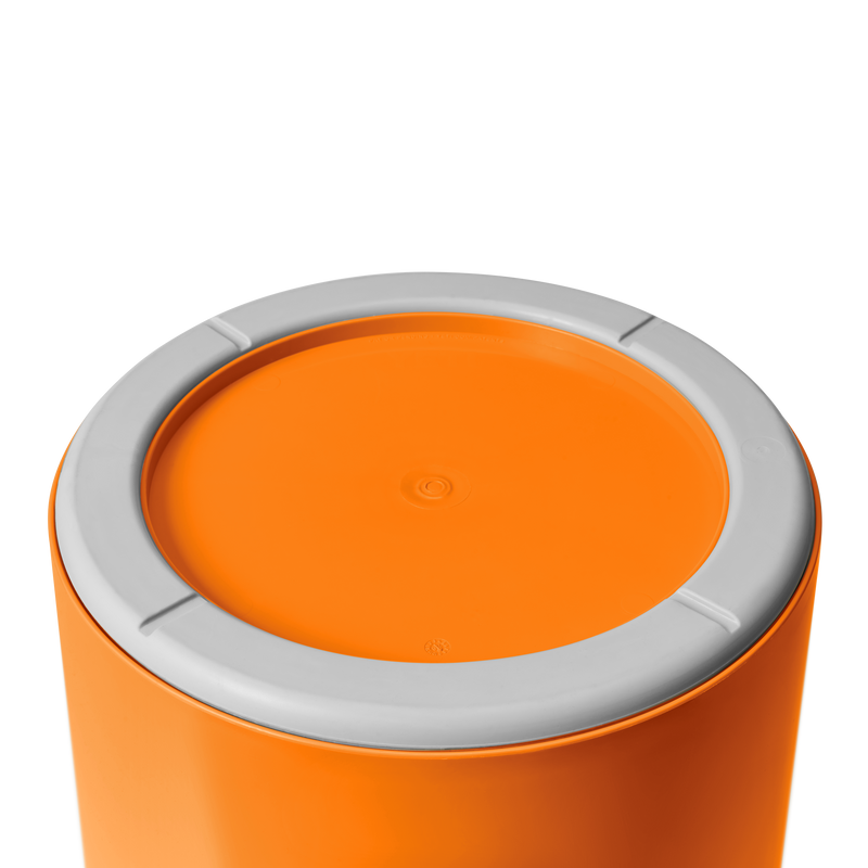 YETI LoadOut® 5-Gallon Bucket King Crab Orange