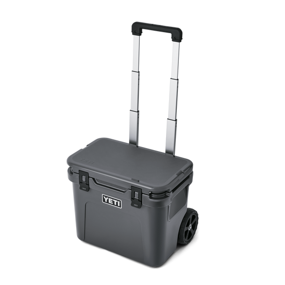 YETI Roadie® 32 Wheeled Hard Cooler Charcoal