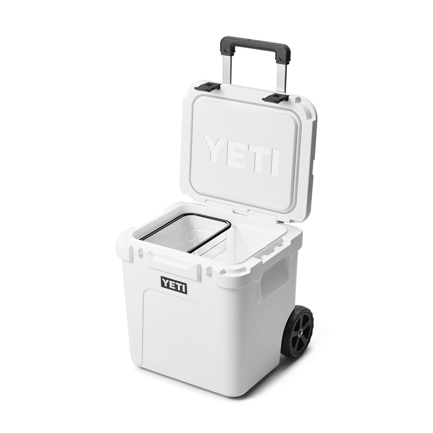 https://au.yeti.com/cdn/shop/products/W-site_studio_Hard_Coolers_Roadie_48_White_3qtr_Open_6948_Primary_B_2400x2400_6b904b6b-b58a-46e3-a0f1-8726ca3ae701.png?v=1672716020&width=846