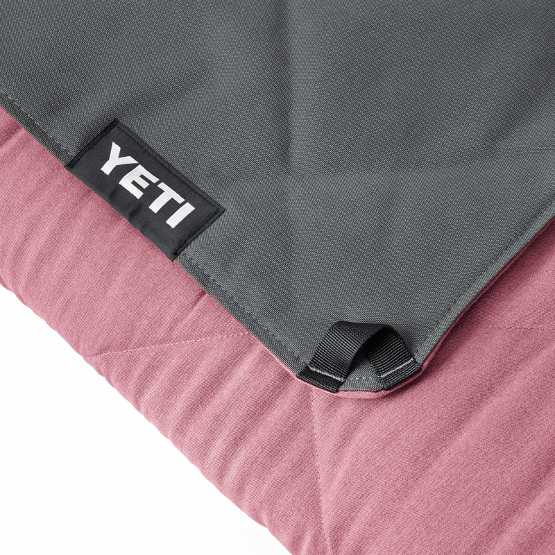 YETI Lowlands® Blanket Fireside Red